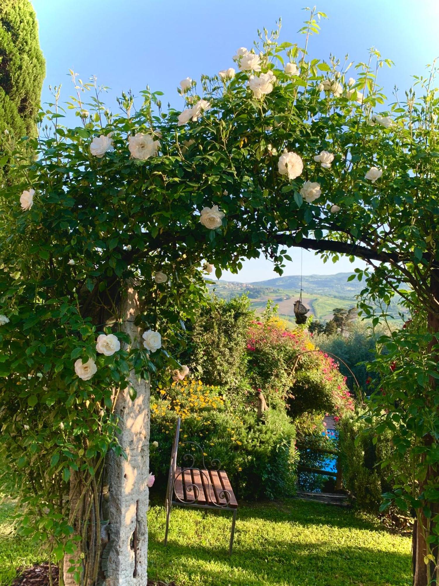 Il Broglino Villa Todi Kültér fotó